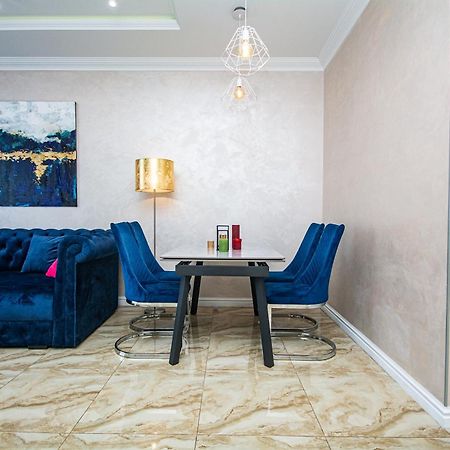 Luxury For Business & Pleasure Royal 3 Apartment เคียฟ ภายนอก รูปภาพ